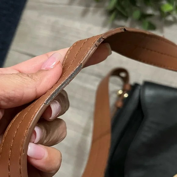 See By Chloe Leather Crossbody Bag - Picture 10 of 16